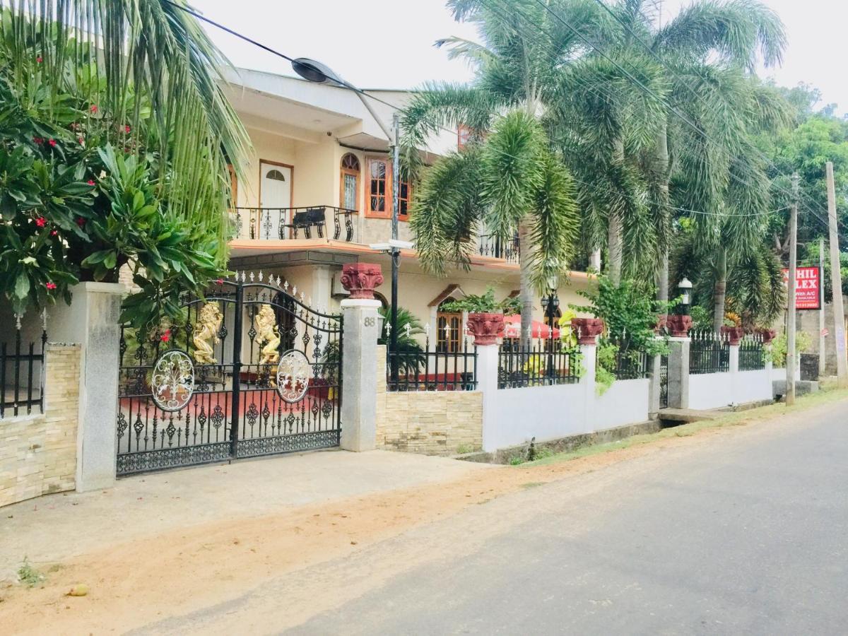 Hotel Senthil Complex Jaffna Exterior foto